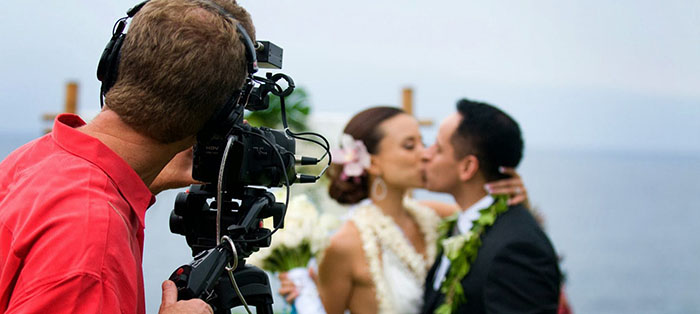 Зачем нужен видеограф на свадьбу и как правильно подойти к выбору?